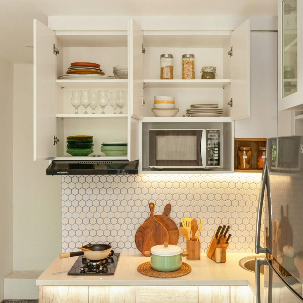 De Beste Keukenoplossingen voor Kleine Woningen