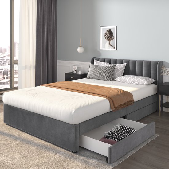 Bed met lades 1