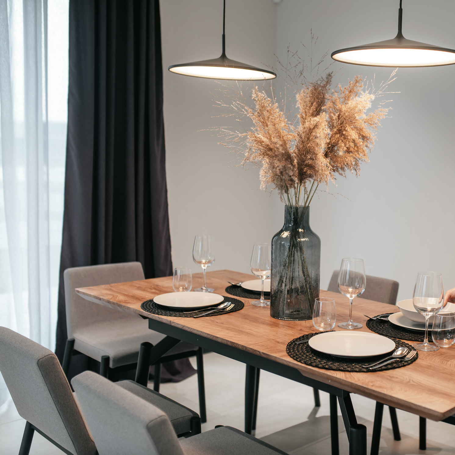 De Beste Uitschuifbare Tafels voor Studio’s & Tiny Houses