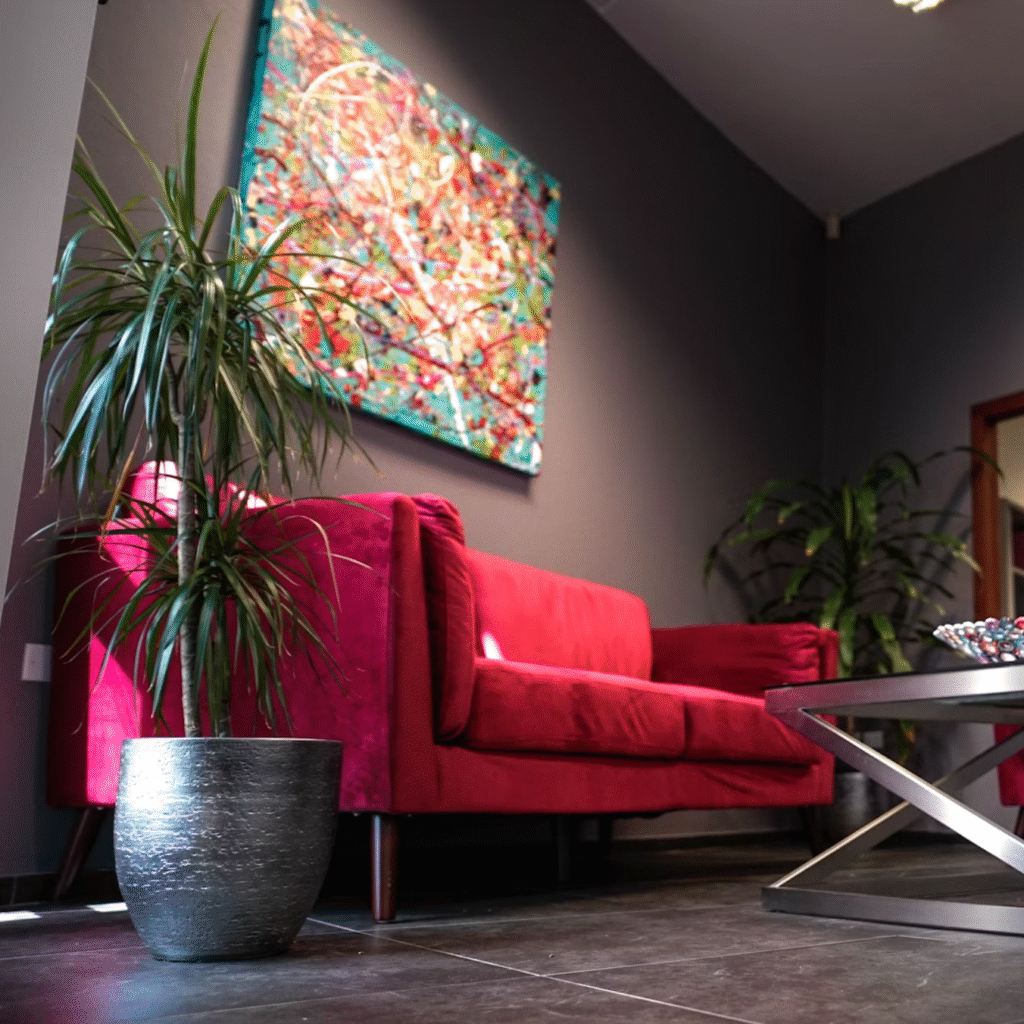 De beste kleine banken voor kleine woonkamers / uitgelicht